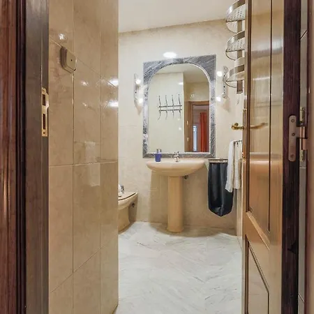 Alameda Del Tajo I Parquing Centro Ρόντα