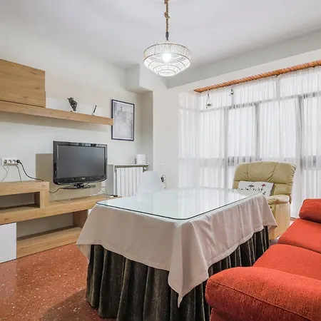 Apartment Centro De Parking Privado A 300 M Del Puente Nuevo Andando