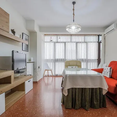 Apartment Centro De Parking Privado A 300 M Del Puente Nuevo Andando