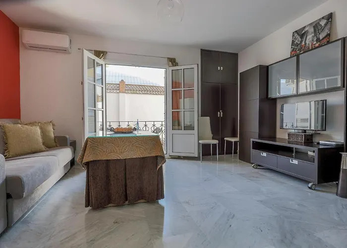 Alameda Del Tajo I Parquing Centro Ронда