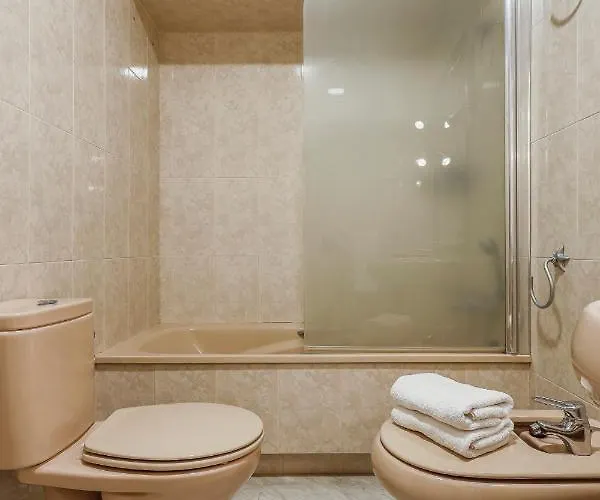 Alameda Del Tajo I Parquing Centro Ronda