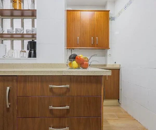 Alameda Del Tajo I Parquing Centro Lägenhet *