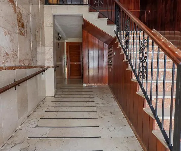 Alameda Del Tajo I Parquing Centro Ronda