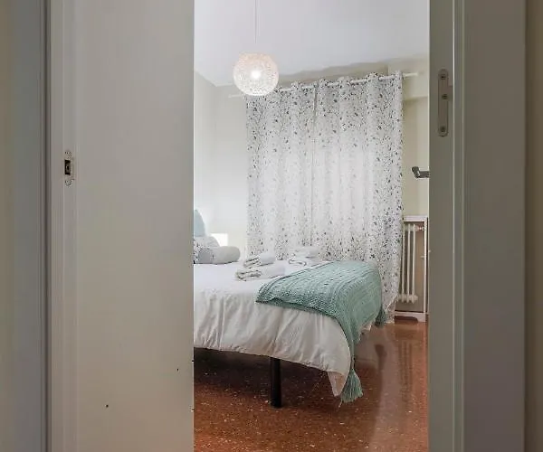 Alameda Del Tajo I Parquing Centro Ronda