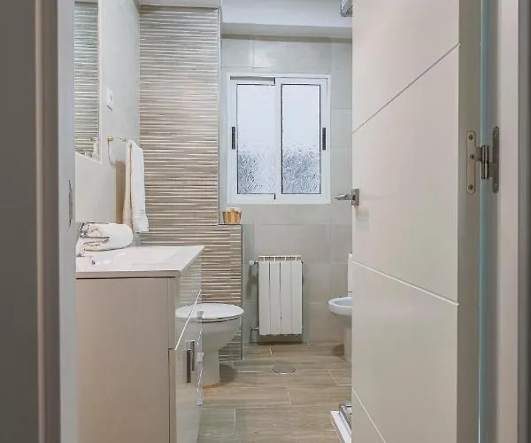 Alameda Del Tajo I Parquing Centro Lägenhet