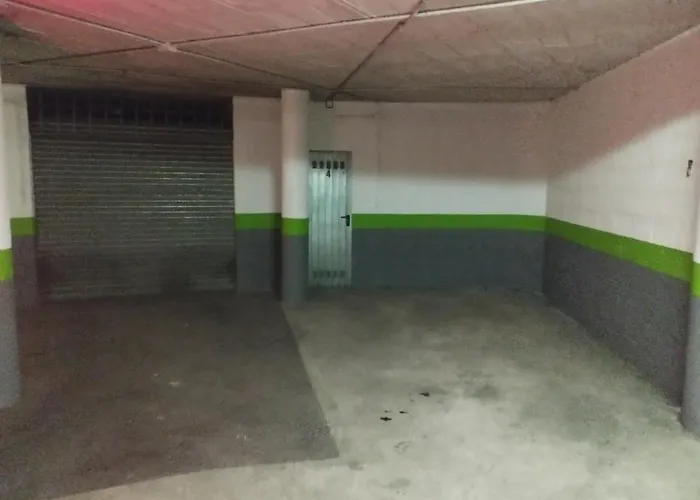 Alameda Del Tajo I Parquing Centro Ronda