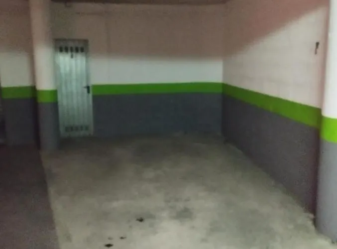 Alameda Del Tajo I Parquing Centro Lägenhet *